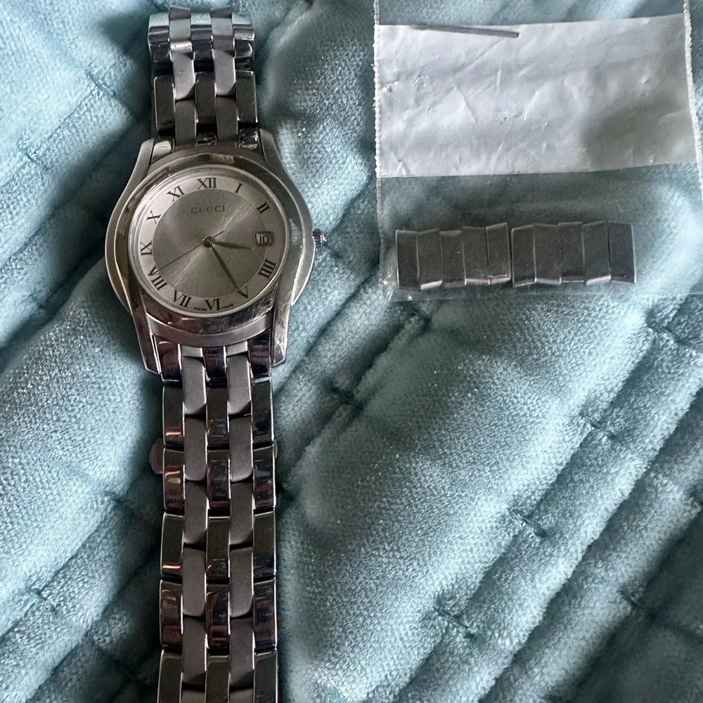 Gucci Silver-Tone Metal Watch - Picture 8 of 12